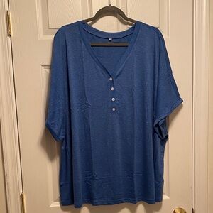 HDLTE Blue V-Neck Buttoned Top…size 5XL